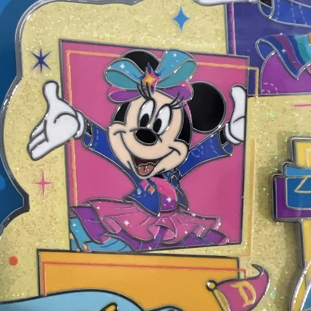 Disneyland 70th Anniversary Mickey & Friends‎ Jumbo Pin Limited Edition 1000 NEW